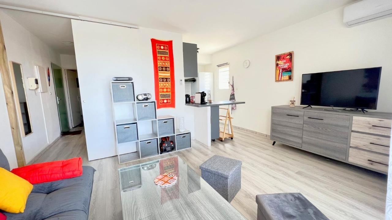 L'Eden Cocoon 3 Etoiles Proche Plage Saint Gilles Les Bains Kültér fotó